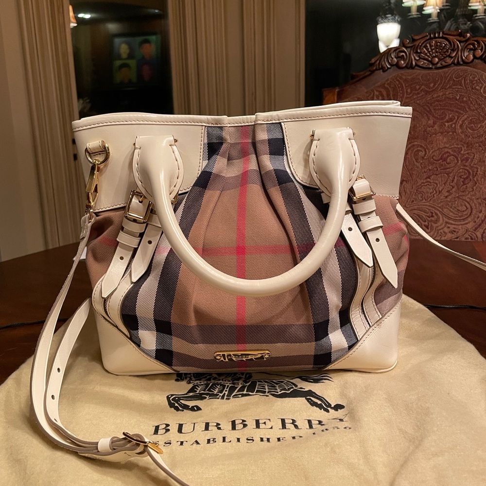 Burberry Women's Tan and White Checkered Bag
